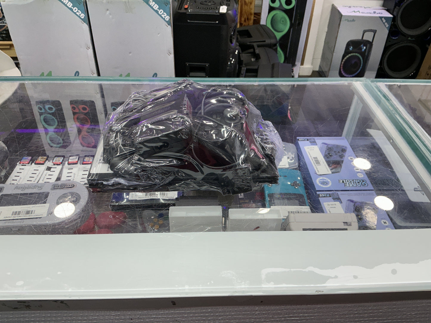 0.56098300 1752594811