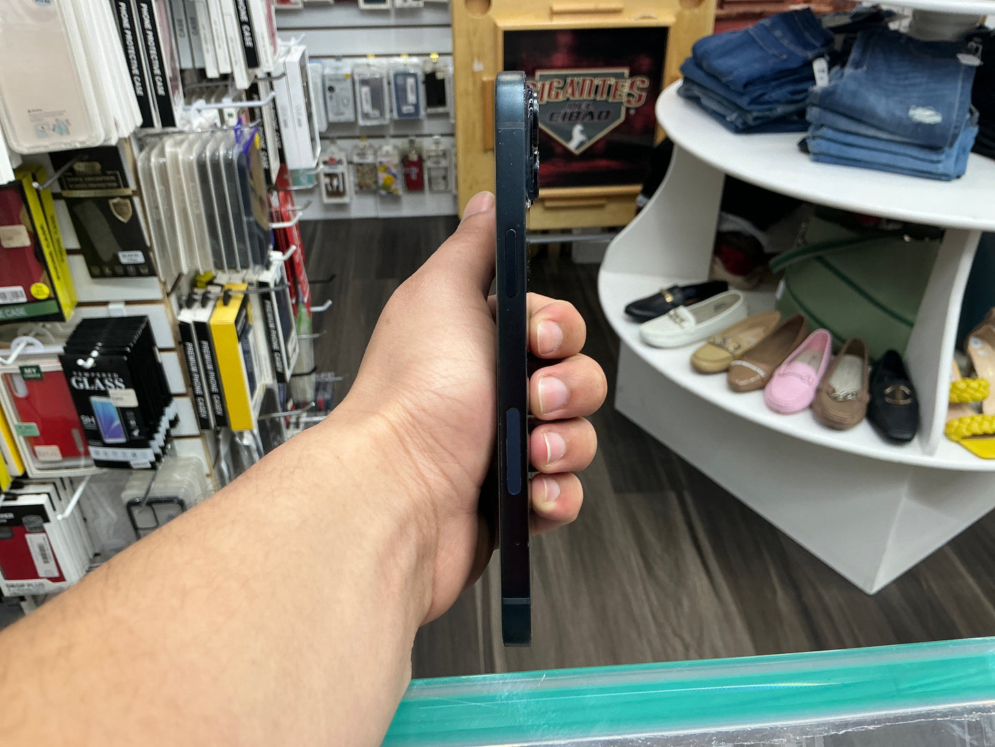 195
