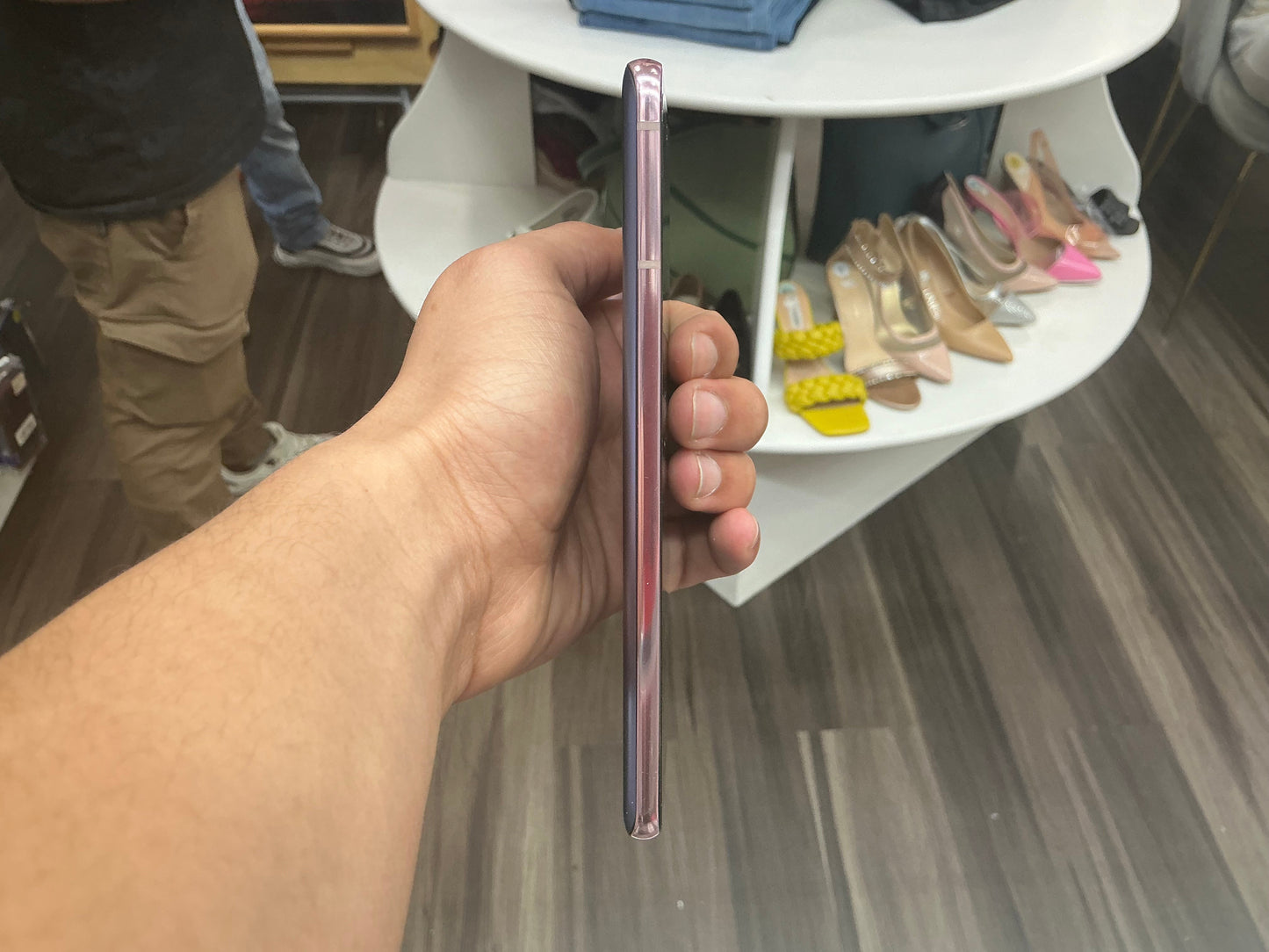 6956