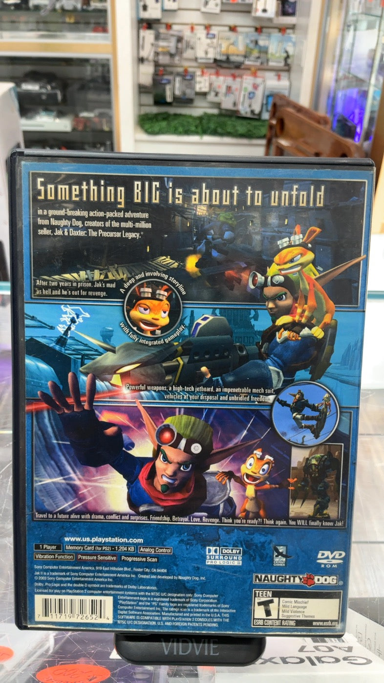 8435
